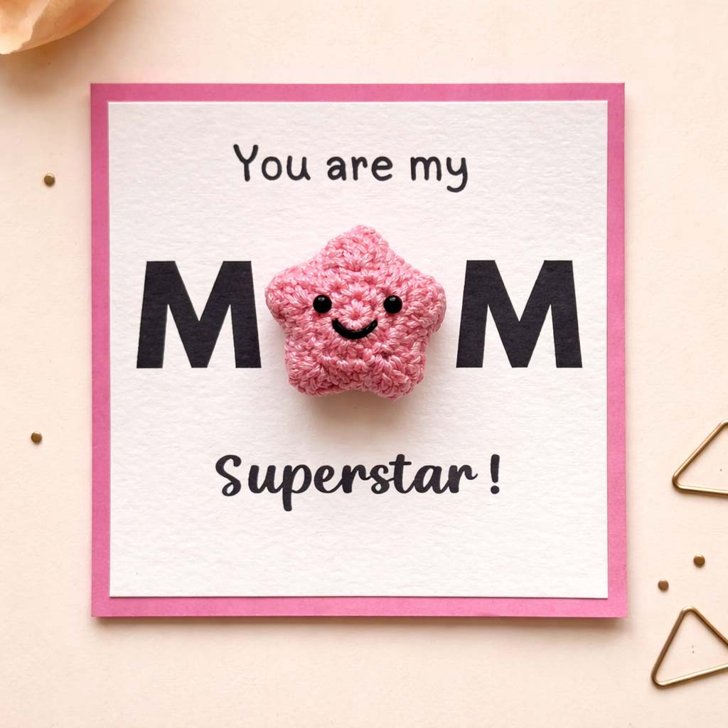 Superstar Mom Crochet Card