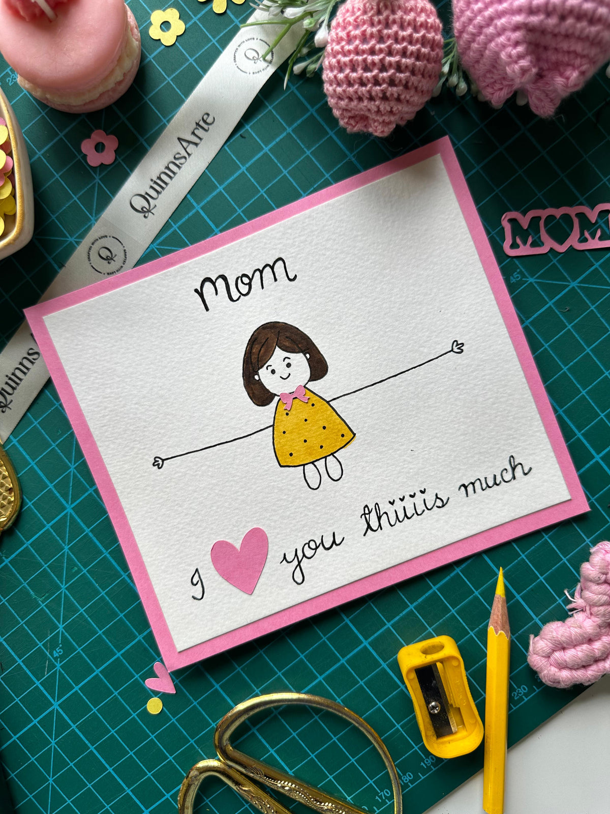 Mom i love you thiiis much card