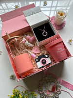 rakhi hamper Blush & Bloom Hamper